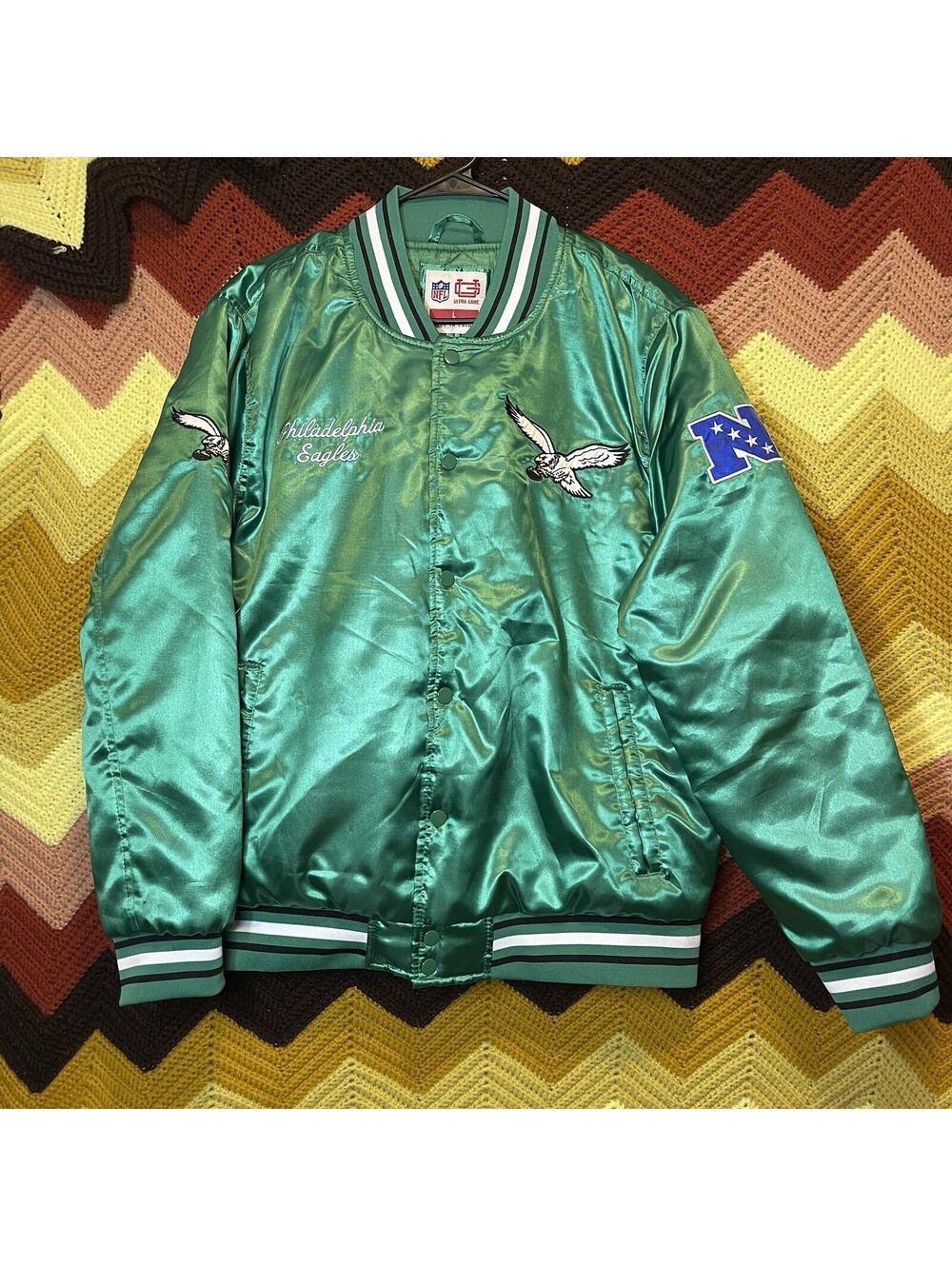 NWT Men’s NFL Philadelphia Eagles Kelly Green/KLY Satin Bomber Jacket Size XL